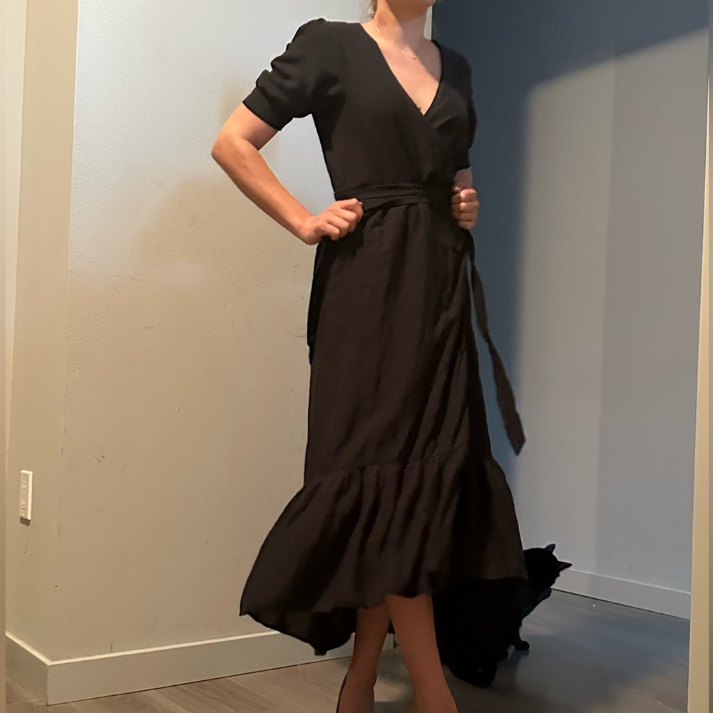 Purchased: scotch & soda Avg. Size 2 (small) Height of model: 5’4 weight: 110